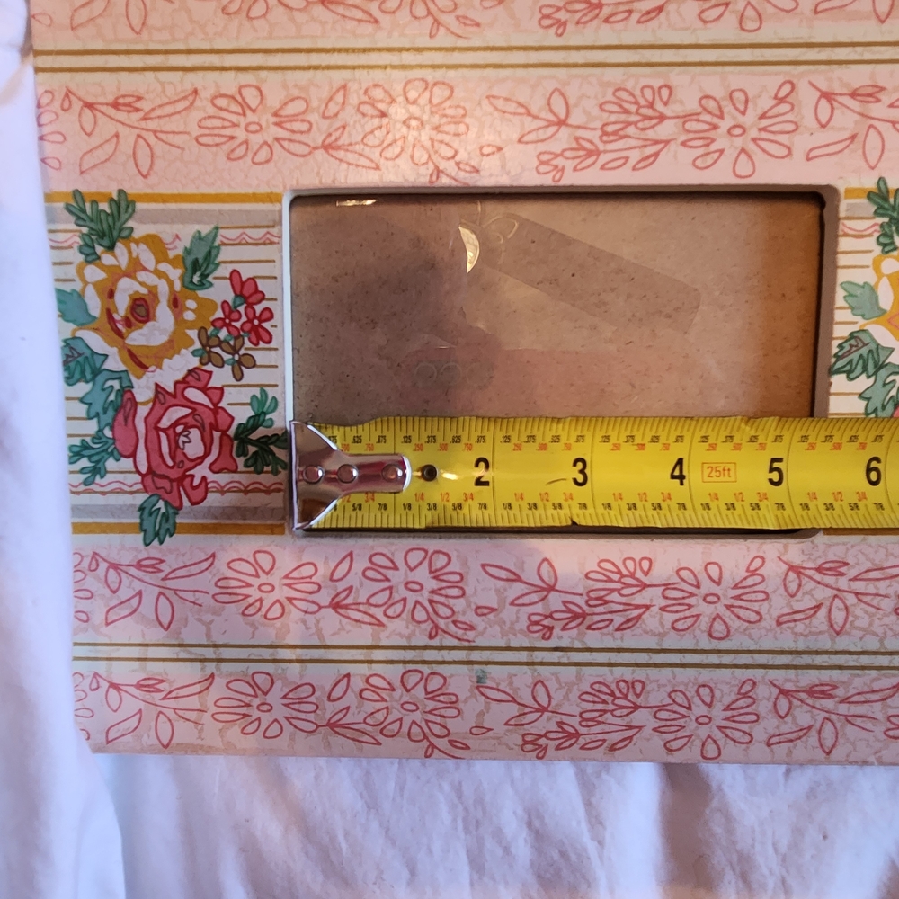Floral Patterned Picture Frame - Picture 4 of 5